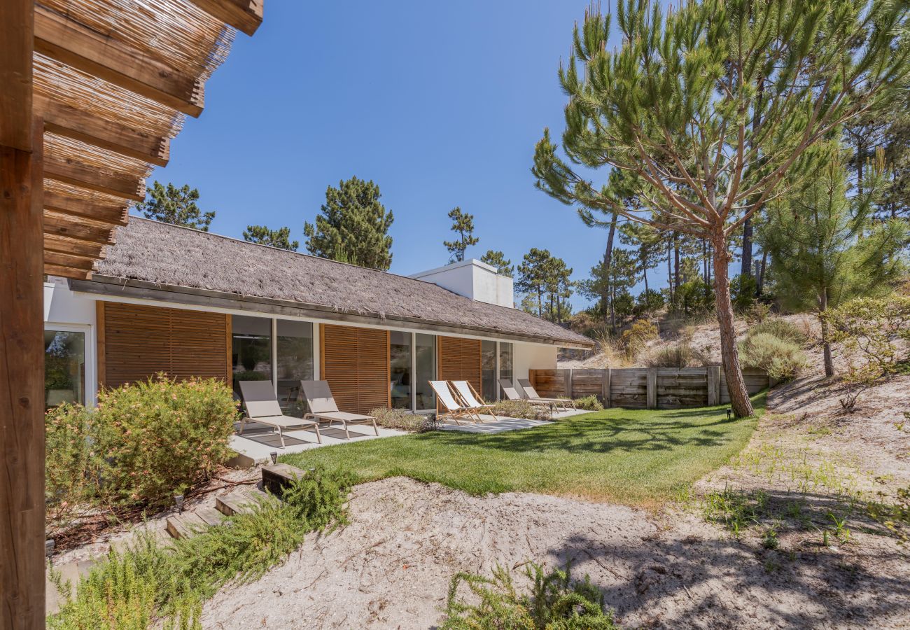 Villa in Carvalhal - Villa Yuzu